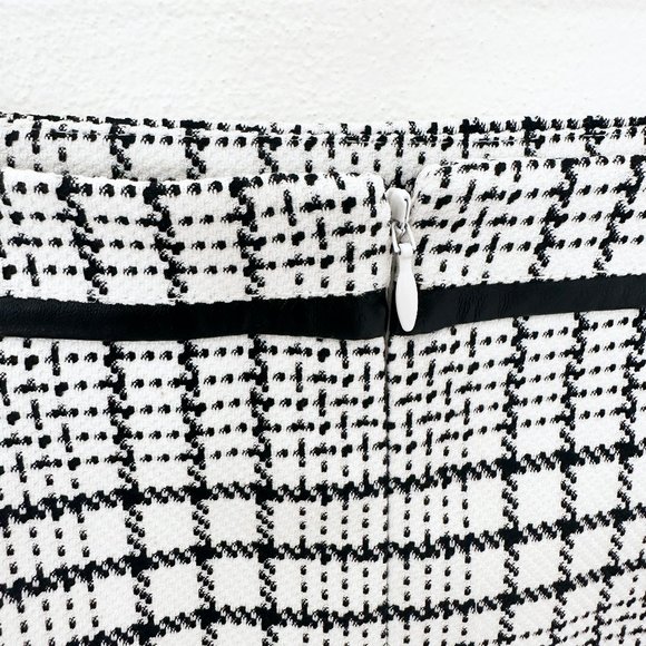 White House Black Market - Black and White Striped Skirt - Picture 3 of 4